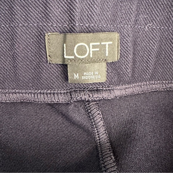 Loft | Navy Blue Stirrup Pants Size Medium - Picture 6 of 7